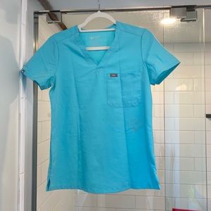 Figs Catarina One-Pocket Scrub Top